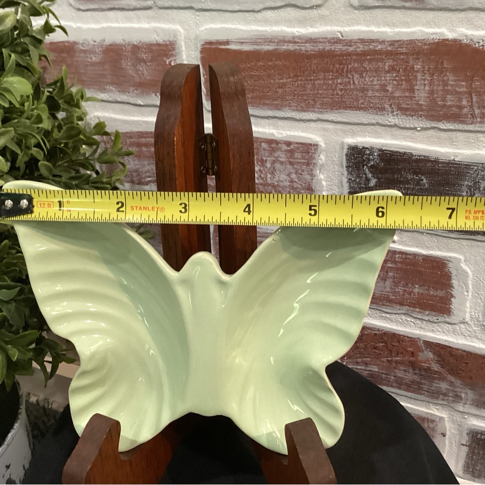 🟢 Vintage Soft Green Butterfly Ashtray - Ceramic Crafted - Many Uses - Unique - Picture 8 of 11